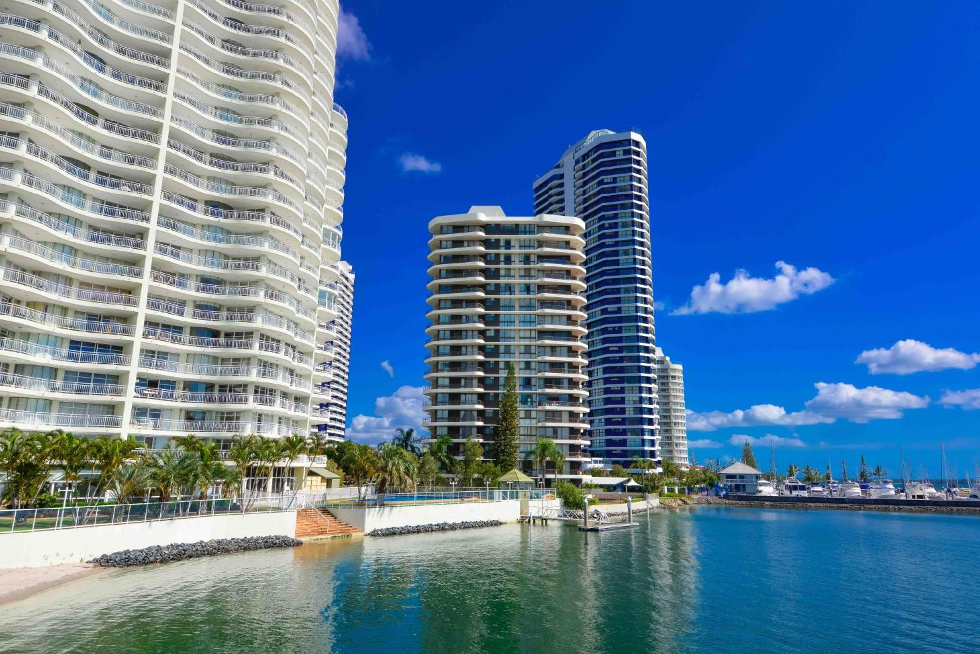 Broadwater Shores Waterfront Apartments Gold Coast Exterior foto