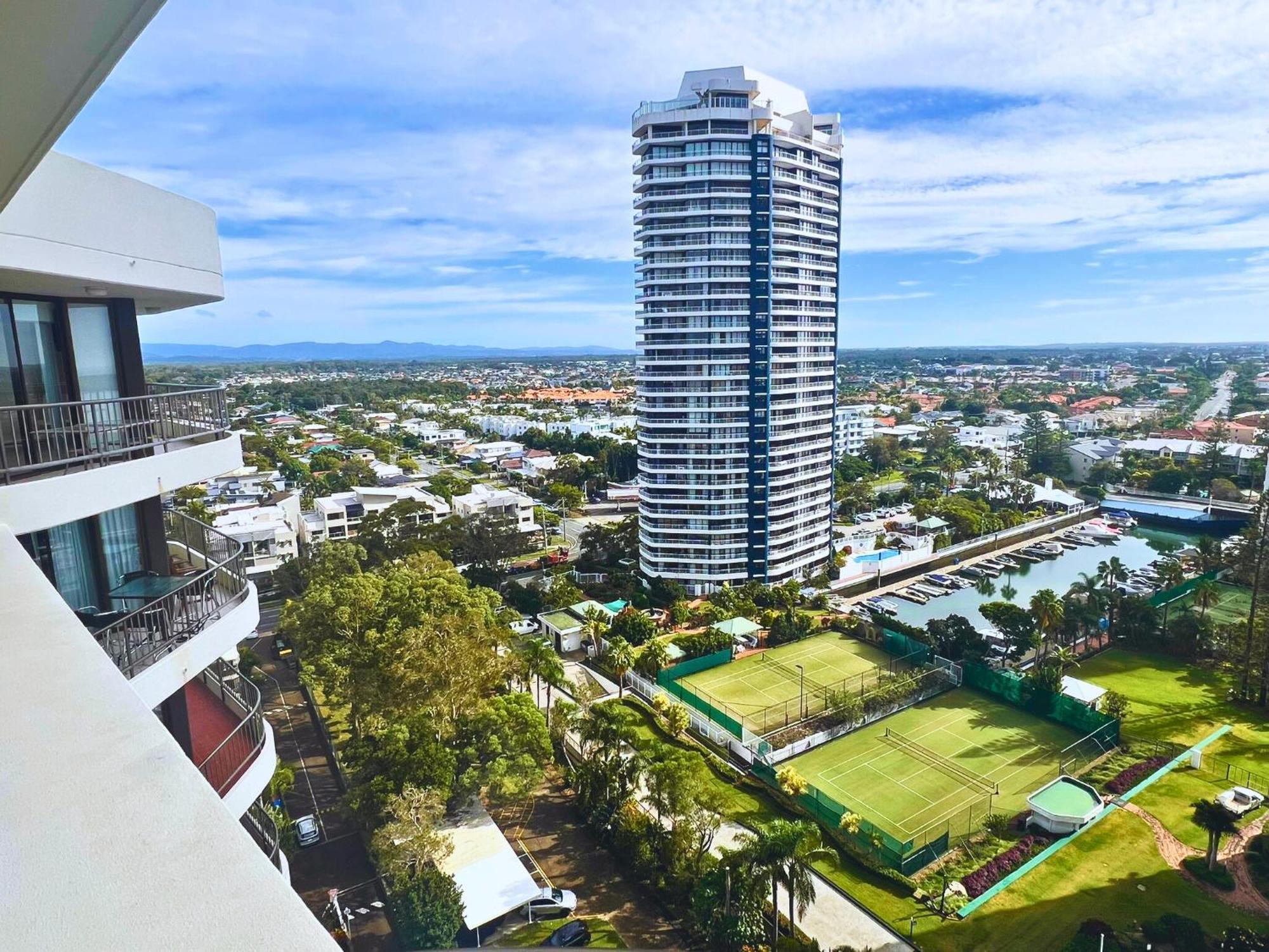 Broadwater Shores Waterfront Apartments Gold Coast Exterior foto